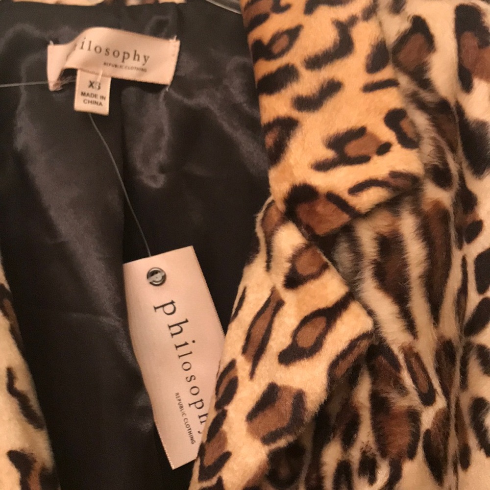 🚨LAST CHANCE 🚨Philosophy Leopard Faux Fur Blazer - Picture 6 of 6